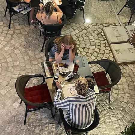 Gaia * Vlorë